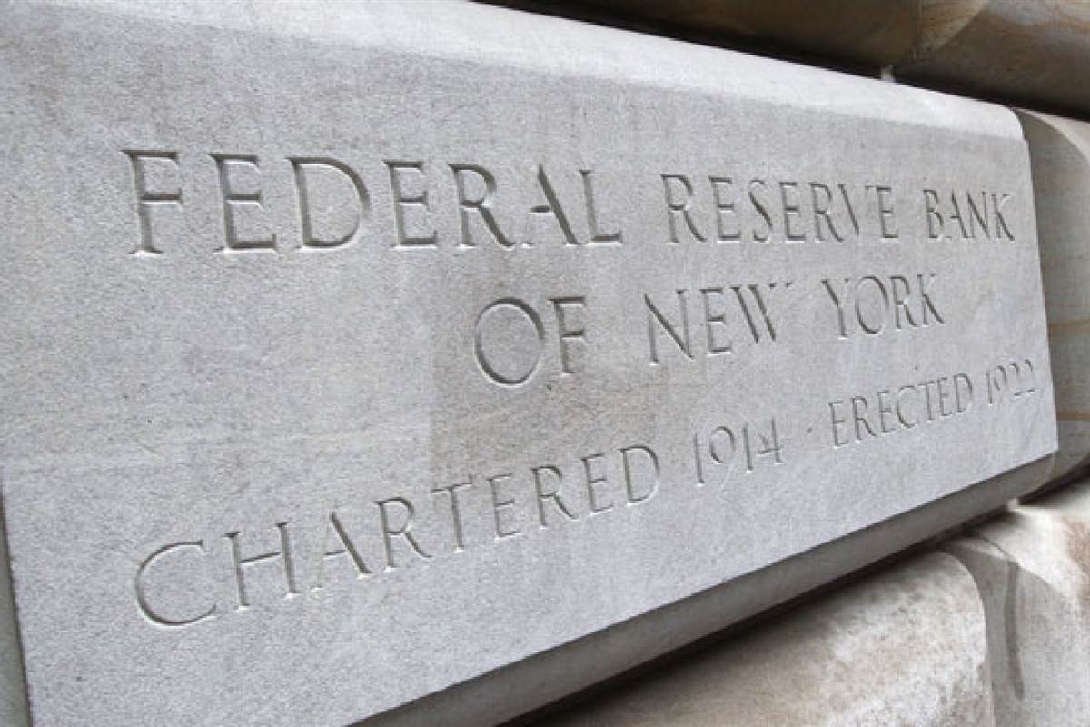 Something is very wrong at the New York Fed